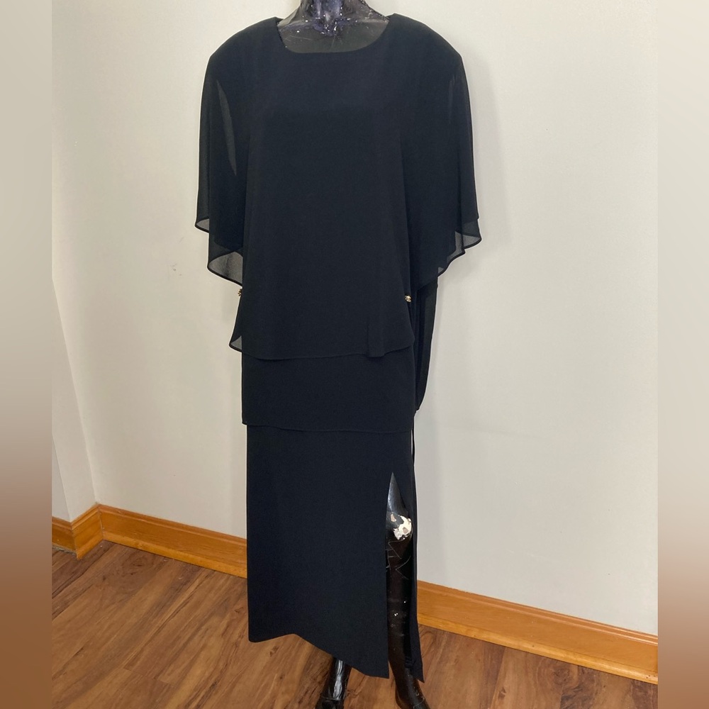 Elegant Black 2pc. Formal Wear Skirt Set
Item# TSsks8